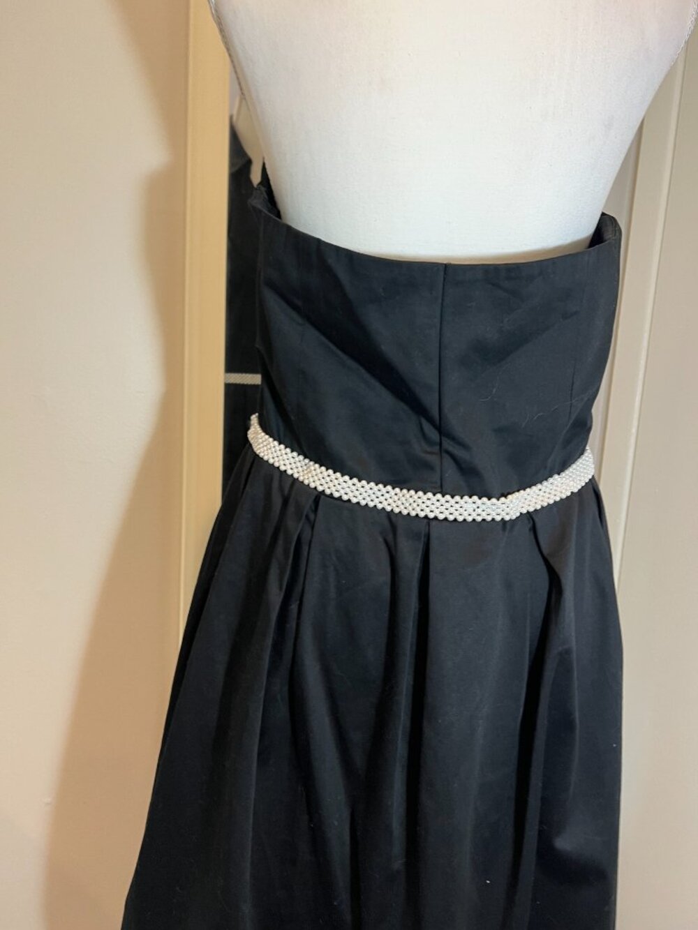 Vintage Black Halter Fit and Flare Dress with Pearl waistband, Size Large? - Picture 11 of 16